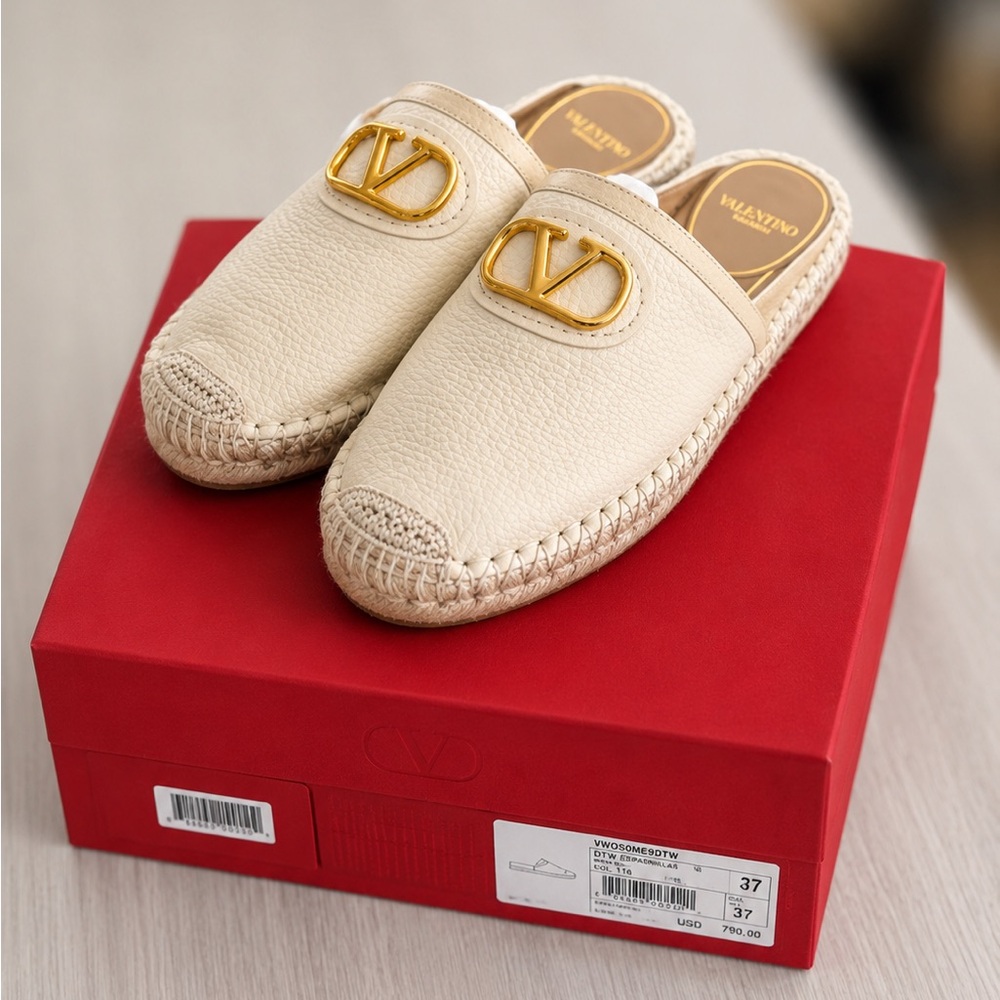 Authentic Brand New Valentino Garavani VLOGO Espadrille Mule Slides